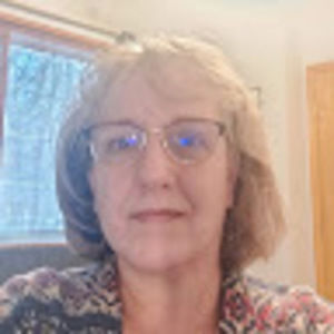 Meet your Posher, Jillian